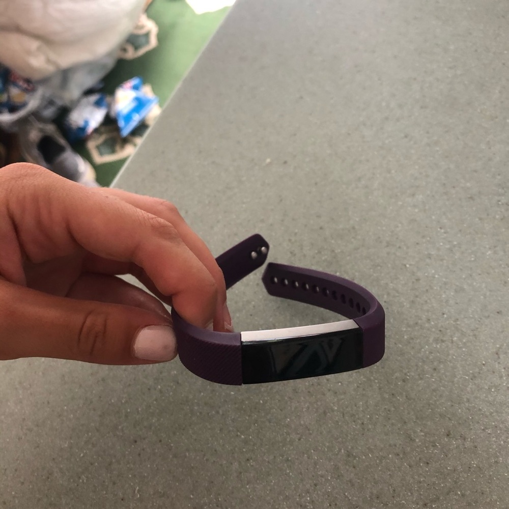 fitbit alta hr